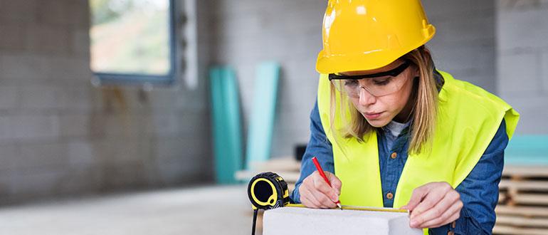 builder in hard hat